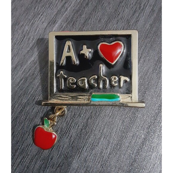 A+ Teacher Red Enamel Heart Apple School Vintage Gold Brooch Pin - Picture 1 of 5